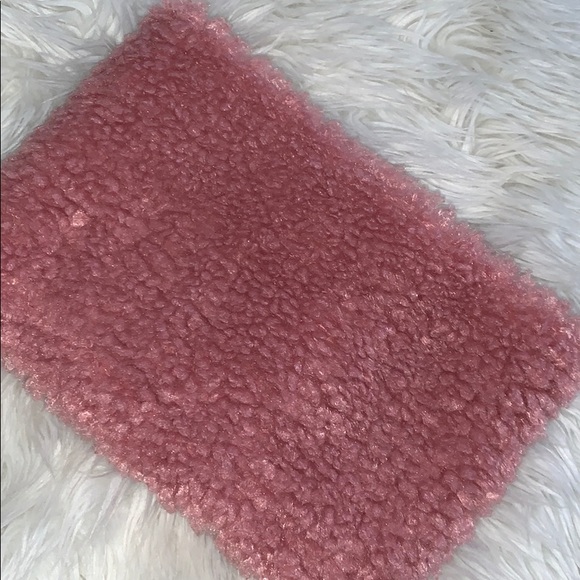 NWT Loft Fleece popover scarf Pink - Picture 4 of 4